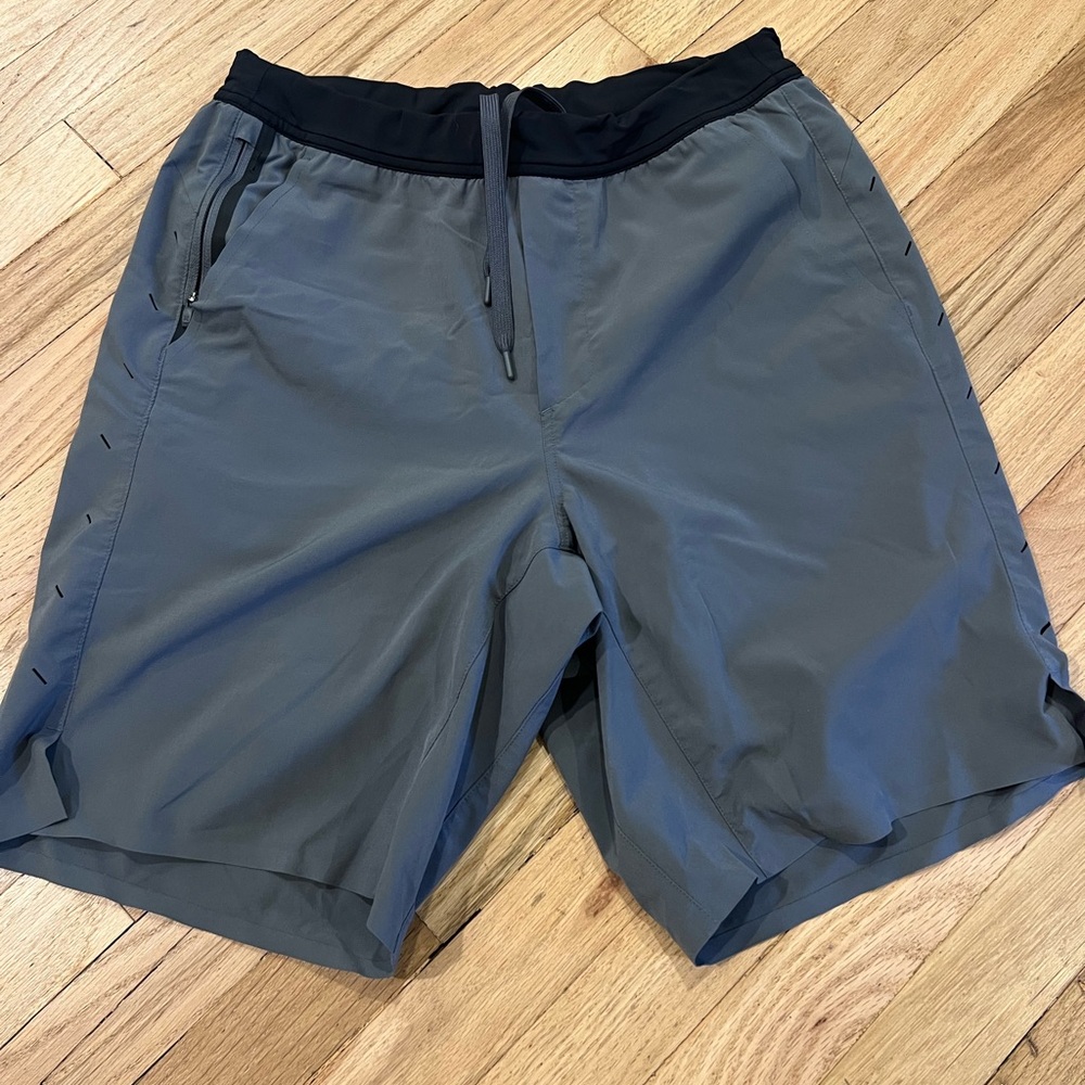 Ten Thousand Interval 9” Medium Shorts w/Liner